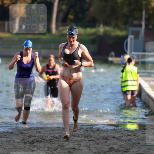 08.09.2024 - Stadtparktriathlon Michael Strokosch http://msf.ph/oto/7027690 08.09.2024 10:13:47 Schwimmen 305, 318, 363 meine-sportfotos.de
