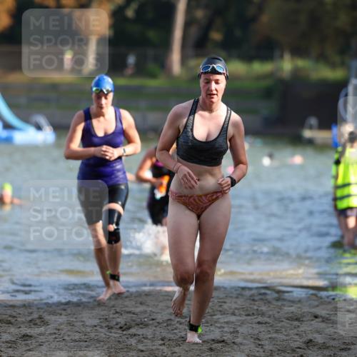 08.09.2024 - Stadtparktriathlon Michael Strokosch http://msf.ph/oto/7027696 08.09.2024 10:13:47 Schwimmen 305, 318, 363 meine-sportfotos.de