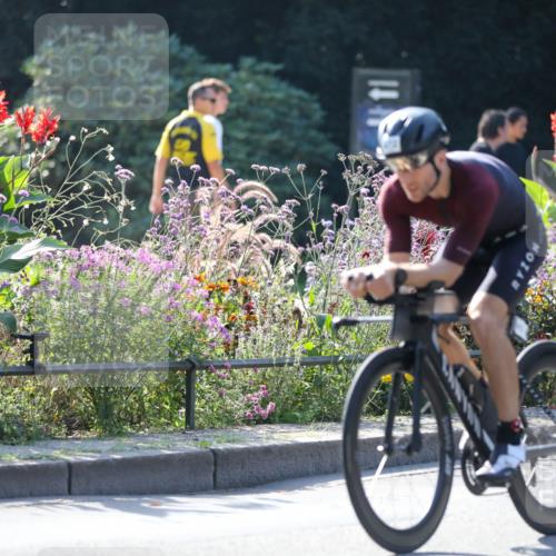 08.09.2024 - Stadtparktriathlon Zöllner http://msf.ph/oto/7027711 08.09.2024 10:56:58 Radfahren 375, 389, 472, 515, 557 meine-sportfotos.de