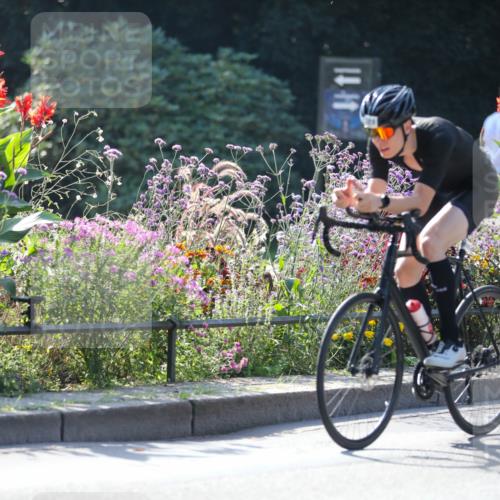 08.09.2024 - Stadtparktriathlon Zöllner http://msf.ph/oto/7027727 08.09.2024 10:57:04 Radfahren 280, 389, 515 meine-sportfotos.de
