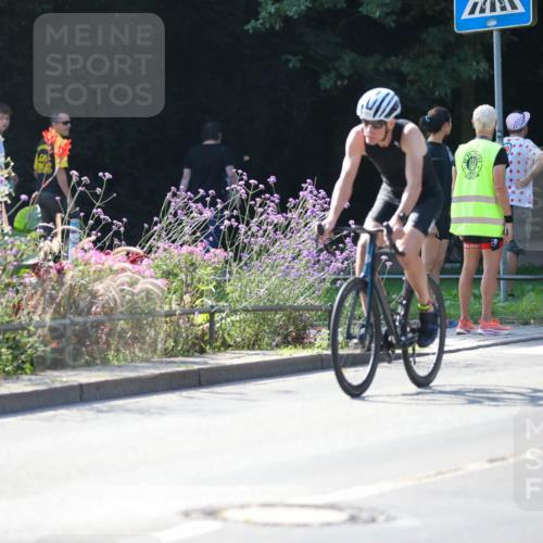 08.09.2024 - Stadtparktriathlon Zöllner http://msf.ph/oto/7027737 08.09.2024 10:57:06 Radfahren 280, 389, 515 meine-sportfotos.de