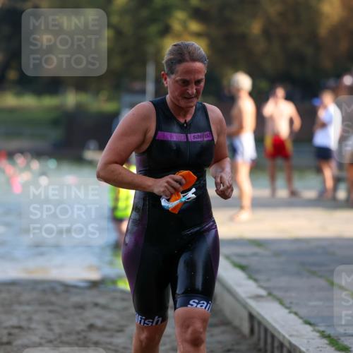 08.09.2024 - Stadtparktriathlon Michael Strokosch http://msf.ph/oto/7027746 08.09.2024 10:13:53 Schwimmen 299, 304, 305, 308, 313 meine-sportfotos.de