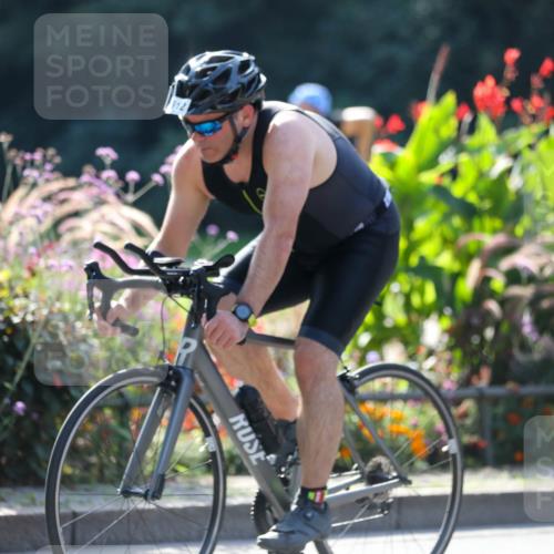 08.09.2024 - Stadtparktriathlon Zöllner http://msf.ph/oto/7027834 08.09.2024 10:57:33 Radfahren 263, 457, 460, 483, 504, 512, 546 meine-sportfotos.de
