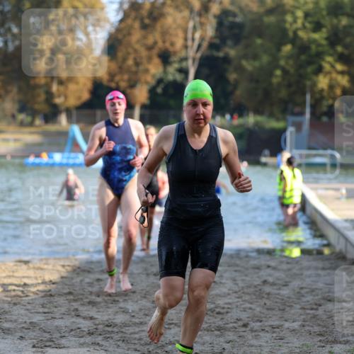 08.09.2024 - Stadtparktriathlon Michael Strokosch http://msf.ph/oto/7027892 08.09.2024 10:14:19 Schwimmen 286, 311, 341, 348, 1936, 1937 meine-sportfotos.de