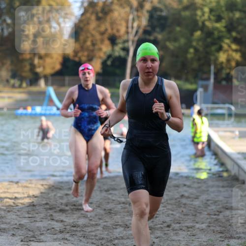 08.09.2024 - Stadtparktriathlon Michael Strokosch http://msf.ph/oto/7027897 08.09.2024 10:14:19 Schwimmen 286, 311, 341, 348, 1936, 1937 meine-sportfotos.de