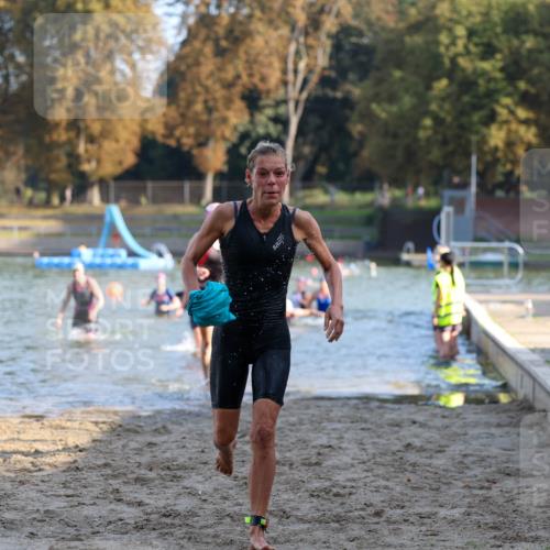 08.09.2024 - Stadtparktriathlon Michael Strokosch http://msf.ph/oto/7027922 08.09.2024 10:14:22 Schwimmen 274, 286, 303, 341, 348, 354, 1936 meine-sportfotos.de