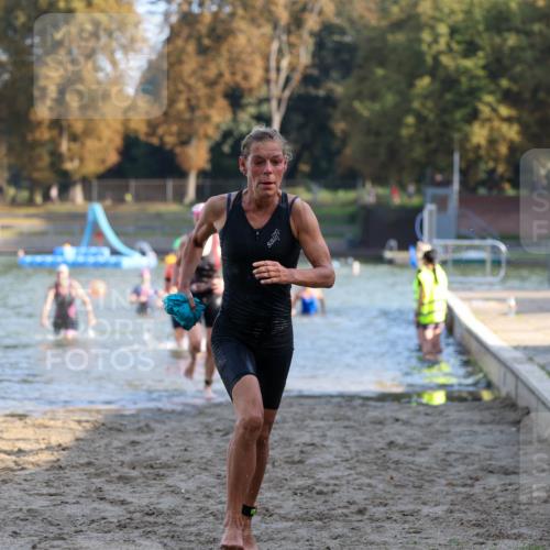 08.09.2024 - Stadtparktriathlon Michael Strokosch http://msf.ph/oto/7027923 08.09.2024 10:14:22 Schwimmen 274, 286, 303, 341, 348, 354, 1936 meine-sportfotos.de