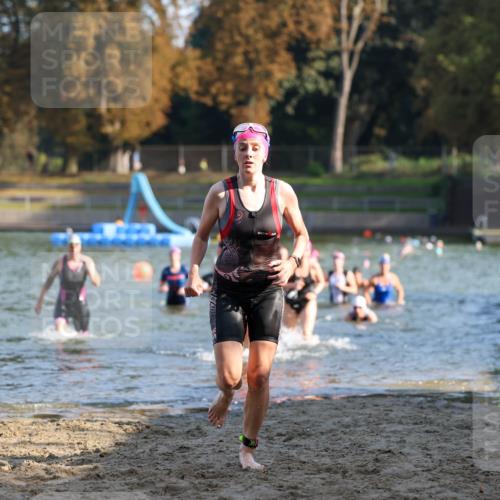 08.09.2024 - Stadtparktriathlon Michael Strokosch http://msf.ph/oto/7027933 08.09.2024 10:14:24 Schwimmen 274, 286, 303, 341, 354, 1936 meine-sportfotos.de