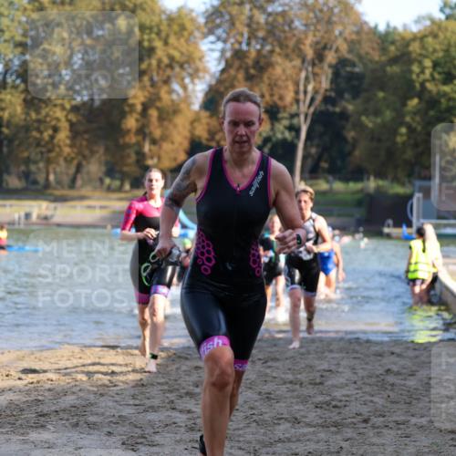 08.09.2024 - Stadtparktriathlon Michael Strokosch http://msf.ph/oto/7027996 08.09.2024 10:14:34 Schwimmen 274, 282, 283, 293, 302, 303, 312, 321, 323, 351, 354, 356, 359 meine-sportfotos.de