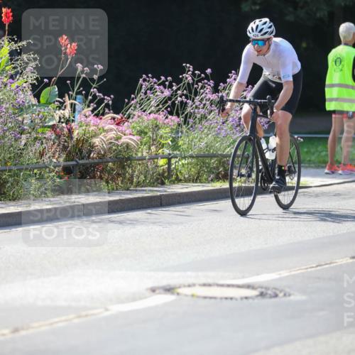 08.09.2024 - Stadtparktriathlon Zöllner http://msf.ph/oto/7028040 08.09.2024 10:58:34 Radfahren 412, 418, 426, 436, 514, 521, 554 meine-sportfotos.de