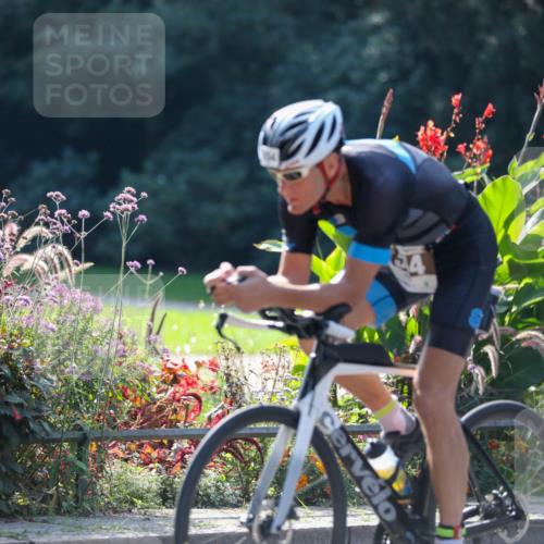 08.09.2024 - Stadtparktriathlon Zöllner http://msf.ph/oto/7028077 08.09.2024 10:58:42 Radfahren 404, 436, 554 meine-sportfotos.de