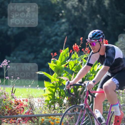 08.09.2024 - Stadtparktriathlon Zöllner http://msf.ph/oto/7028086 08.09.2024 10:58:49 Radfahren 335, 396, 403, 404, 430, 452, 475, 533 meine-sportfotos.de