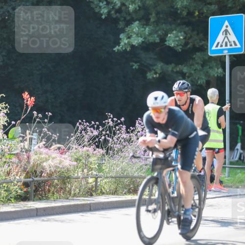 08.09.2024 - Stadtparktriathlon Zöllner http://msf.ph/oto/7028106 08.09.2024 10:58:54 Radfahren 335, 396, 403, 430, 452, 475, 533 meine-sportfotos.de
