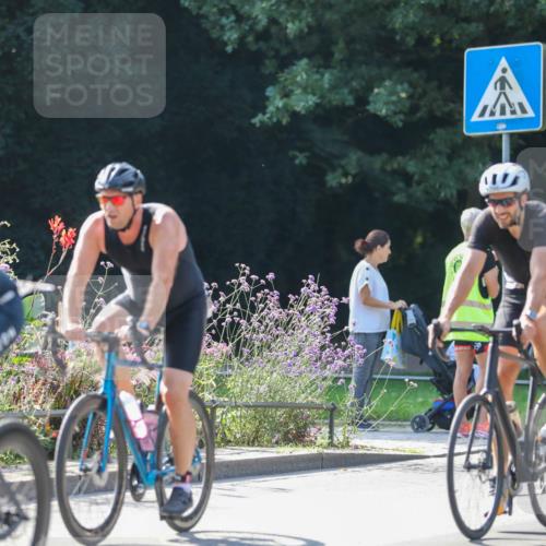 08.09.2024 - Stadtparktriathlon Zöllner http://msf.ph/oto/7028109 08.09.2024 10:58:55 Radfahren 335, 396, 403, 430, 452, 475, 533 meine-sportfotos.de