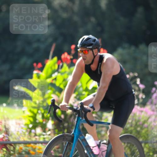 08.09.2024 - Stadtparktriathlon Zöllner http://msf.ph/oto/7028120 08.09.2024 10:58:55 Radfahren 335, 396, 403, 430, 452, 475, 533 meine-sportfotos.de
