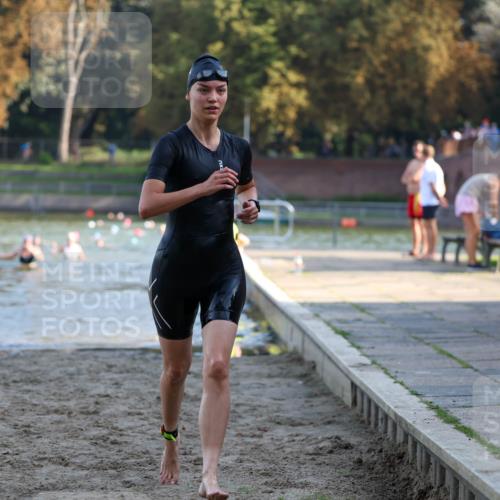 08.09.2024 - Stadtparktriathlon Michael Strokosch http://msf.ph/oto/7028126 08.09.2024 10:14:49 Schwimmen 282, 349 meine-sportfotos.de