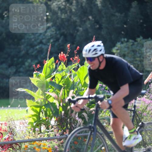 08.09.2024 - Stadtparktriathlon Zöllner http://msf.ph/oto/7028142 08.09.2024 10:59:08 Radfahren 401, 413, 455, 470, 544 meine-sportfotos.de