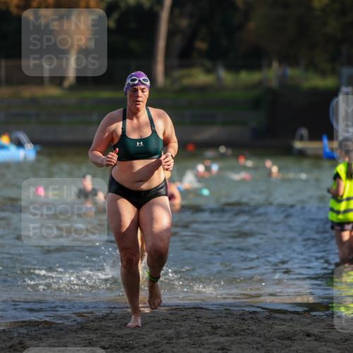 08.09.2024 - Stadtparktriathlon Michael Strokosch http://msf.ph/oto/7028157 08.09.2024 10:15:04 Schwimmen 268, 316 meine-sportfotos.de