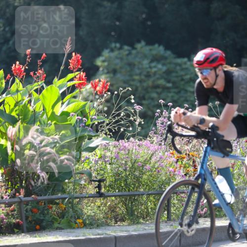 08.09.2024 - Stadtparktriathlon Zöllner http://msf.ph/oto/7028172 08.09.2024 10:59:16 Radfahren 329, 401, 413, 470, 524, 544 meine-sportfotos.de