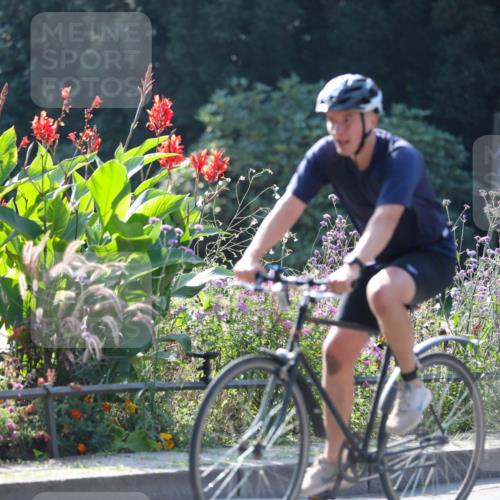 08.09.2024 - Stadtparktriathlon Zöllner http://msf.ph/oto/7028184 08.09.2024 10:59:18 Radfahren 329, 413, 462, 470, 513, 524 meine-sportfotos.de