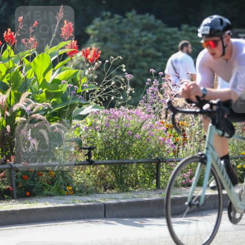 08.09.2024 - Stadtparktriathlon Zöllner http://msf.ph/oto/7028199 08.09.2024 10:59:27 Radfahren 356, 390, 391, 402, 423, 449, 462, 513, 524 meine-sportfotos.de