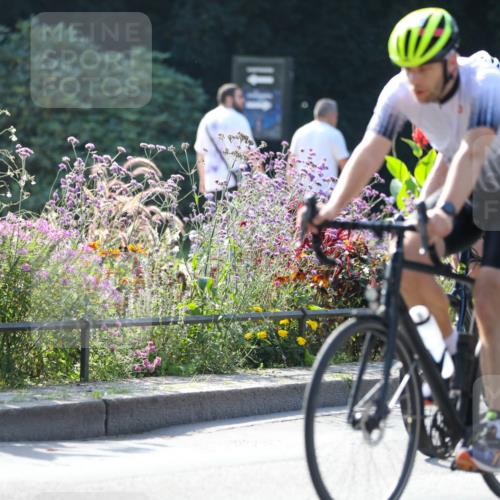 08.09.2024 - Stadtparktriathlon Zöllner http://msf.ph/oto/7028203 08.09.2024 10:59:28 Radfahren 356, 387, 390, 391, 402, 423, 428, 449, 462, 513, 524 meine-sportfotos.de