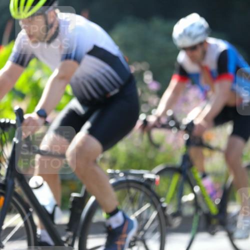 08.09.2024 - Stadtparktriathlon Zöllner http://msf.ph/oto/7028210 08.09.2024 10:59:28 Radfahren 356, 387, 390, 391, 402, 423, 428, 449, 462, 513, 524 meine-sportfotos.de