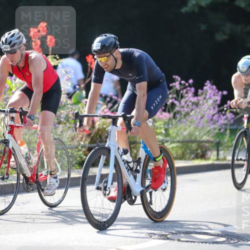 08.09.2024 - Stadtparktriathlon Zöllner http://msf.ph/oto/7028237 08.09.2024 10:59:33 Radfahren 356, 360, 387, 390, 391, 402, 423, 428, 449, 501 meine-sportfotos.de