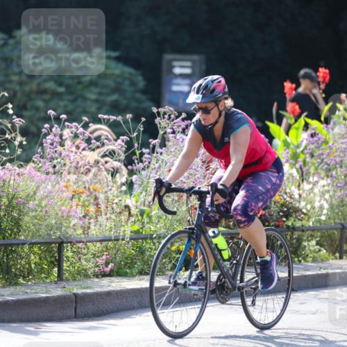 08.09.2024 - Stadtparktriathlon Zöllner http://msf.ph/oto/7028280 08.09.2024 10:59:44 Radfahren 351, 354, 355, 360, 362, 367, 371, 487, 501, 531 meine-sportfotos.de