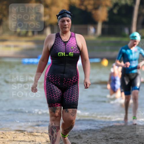 08.09.2024 - Stadtparktriathlon Michael Strokosch http://msf.ph/oto/7028290 08.09.2024 10:15:29 Schwimmen 266, 273, 289, 296, 315, 335 meine-sportfotos.de