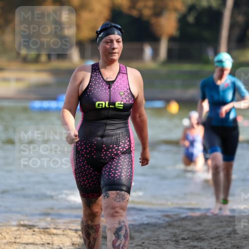 08.09.2024 - Stadtparktriathlon Michael Strokosch http://msf.ph/oto/7028293 08.09.2024 10:15:30 Schwimmen 266, 273, 289, 296, 315 meine-sportfotos.de