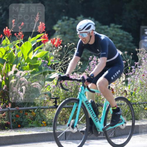08.09.2024 - Stadtparktriathlon Zöllner http://msf.ph/oto/7028314 08.09.2024 10:59:52 Radfahren 351, 367, 371, 434, 487, 547 meine-sportfotos.de