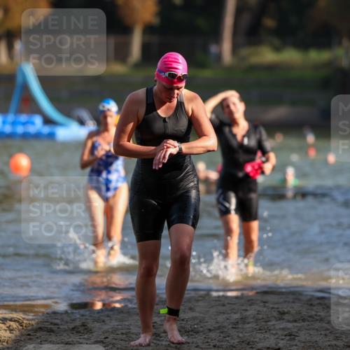 08.09.2024 - Stadtparktriathlon Michael Strokosch http://msf.ph/oto/7028322 08.09.2024 10:15:35 Schwimmen 266, 273, 315 meine-sportfotos.de