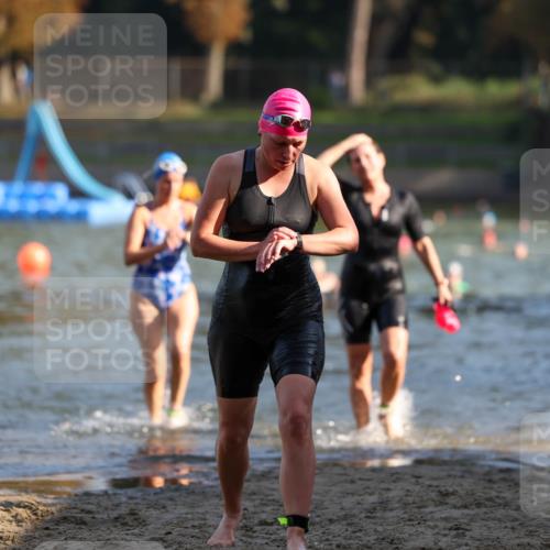 08.09.2024 - Stadtparktriathlon Michael Strokosch http://msf.ph/oto/7028326 08.09.2024 10:15:35 Schwimmen 266, 273, 315 meine-sportfotos.de