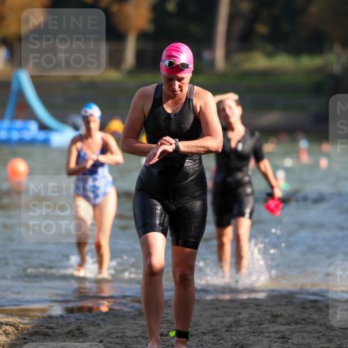 08.09.2024 - Stadtparktriathlon Michael Strokosch http://msf.ph/oto/7028328 08.09.2024 10:15:35 Schwimmen 266, 273, 315 meine-sportfotos.de