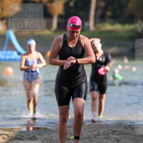08.09.2024 - Stadtparktriathlon Michael Strokosch http://msf.ph/oto/7028334 08.09.2024 10:15:36 Schwimmen 266, 273, 315 meine-sportfotos.de