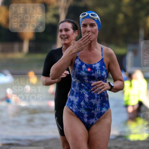 08.09.2024 - Stadtparktriathlon Michael Strokosch http://msf.ph/oto/7028384 08.09.2024 10:15:41 Schwimmen 266, 276, 315 meine-sportfotos.de