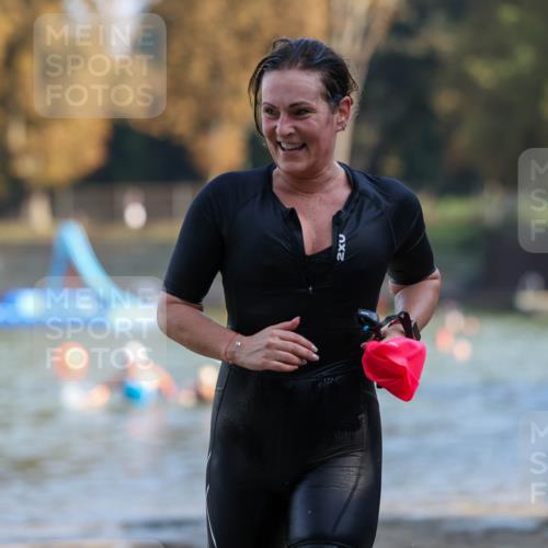 08.09.2024 - Stadtparktriathlon Michael Strokosch http://msf.ph/oto/7028387 08.09.2024 10:15:42 Schwimmen 266, 276, 315 meine-sportfotos.de