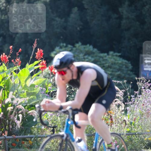 08.09.2024 - Stadtparktriathlon Zöllner http://msf.ph/oto/7028403 08.09.2024 11:00:14 Radfahren 437, 471, 494, 497, 529 meine-sportfotos.de