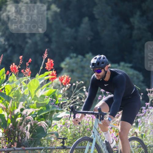 08.09.2024 - Stadtparktriathlon Zöllner http://msf.ph/oto/7028408 08.09.2024 11:00:15 Radfahren 408, 437, 471, 494, 497, 529 meine-sportfotos.de