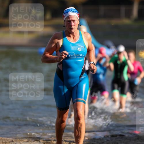 08.09.2024 - Stadtparktriathlon Michael Strokosch http://msf.ph/oto/7028431 08.09.2024 10:15:54 Schwimmen 265, 276, 320, 324, 343 meine-sportfotos.de