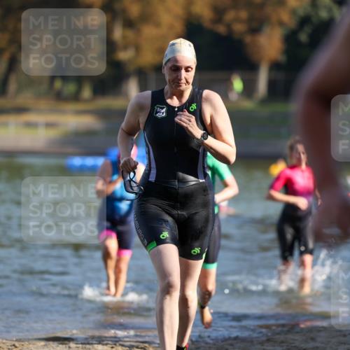08.09.2024 - Stadtparktriathlon Michael Strokosch http://msf.ph/oto/7028447 08.09.2024 10:15:57 Schwimmen 265, 276, 320, 324, 343 meine-sportfotos.de