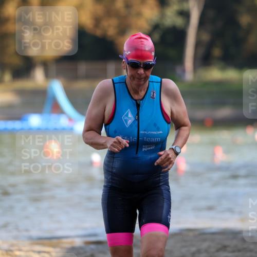 08.09.2024 - Stadtparktriathlon Michael Strokosch http://msf.ph/oto/7028513 08.09.2024 10:16:04 Schwimmen 320, 343 meine-sportfotos.de