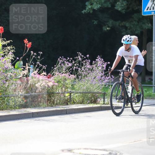 08.09.2024 - Stadtparktriathlon Zöllner http://msf.ph/oto/7028523 08.09.2024 11:00:53 Radfahren 289, 347, 364, 382, 392, 400, 405, 478, 498 meine-sportfotos.de
