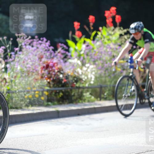 08.09.2024 - Stadtparktriathlon Zöllner http://msf.ph/oto/7028556 08.09.2024 11:01:00 Radfahren 289, 364, 392, 405, 478, 551 meine-sportfotos.de