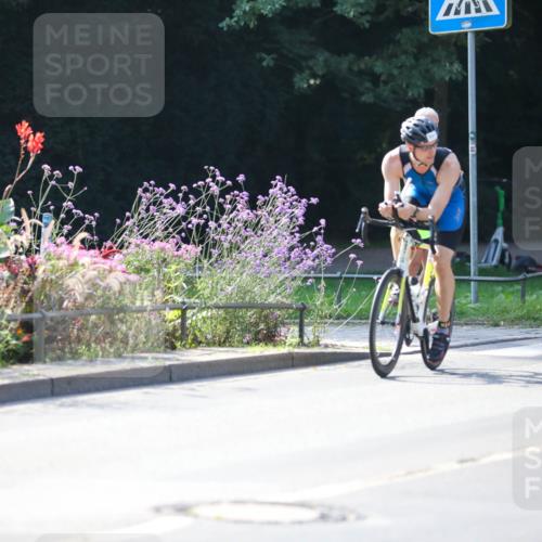 08.09.2024 - Stadtparktriathlon Zöllner http://msf.ph/oto/7028569 08.09.2024 11:01:06 Radfahren 43, 289, 392, 399, 506, 527, 549, 551 meine-sportfotos.de