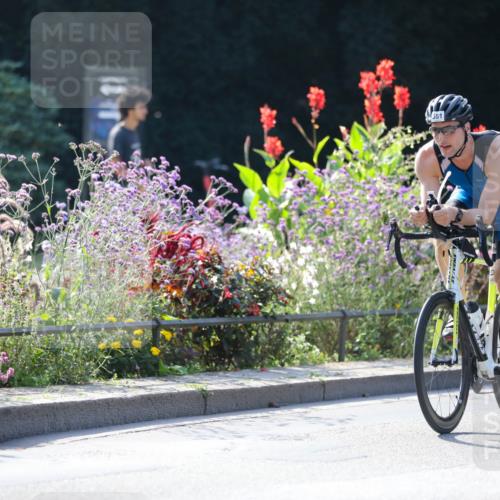 08.09.2024 - Stadtparktriathlon Zöllner http://msf.ph/oto/7028571 08.09.2024 11:01:06 Radfahren 43, 289, 392, 399, 506, 527, 549, 551 meine-sportfotos.de