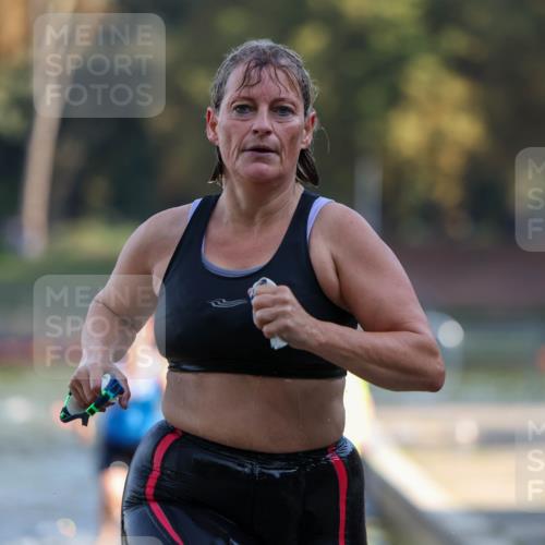 08.09.2024 - Stadtparktriathlon Michael Strokosch http://msf.ph/oto/7028619 08.09.2024 10:16:30 Schwimmen 280, 317, 360 meine-sportfotos.de