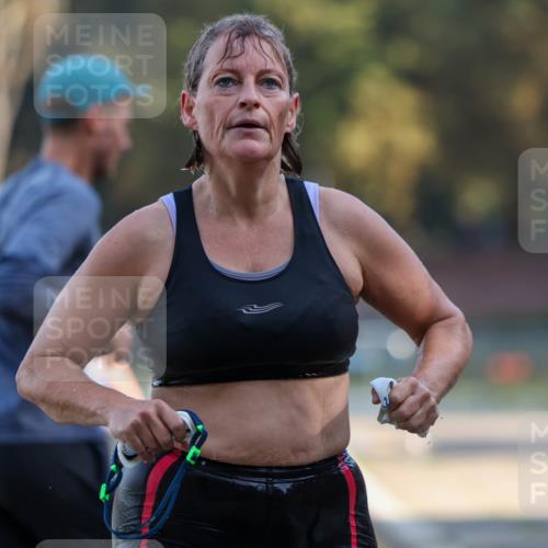 08.09.2024 - Stadtparktriathlon Michael Strokosch http://msf.ph/oto/7028622 08.09.2024 10:16:30 Schwimmen 280, 317, 360 meine-sportfotos.de