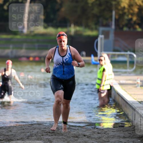 08.09.2024 - Stadtparktriathlon Michael Strokosch http://msf.ph/oto/7028626 08.09.2024 10:16:32 Schwimmen 280, 317 meine-sportfotos.de